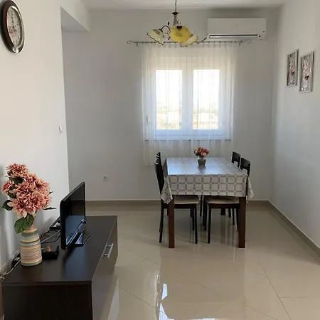 Apartment Green Hill Family